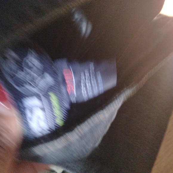 Clothing - Picture 9 of 16